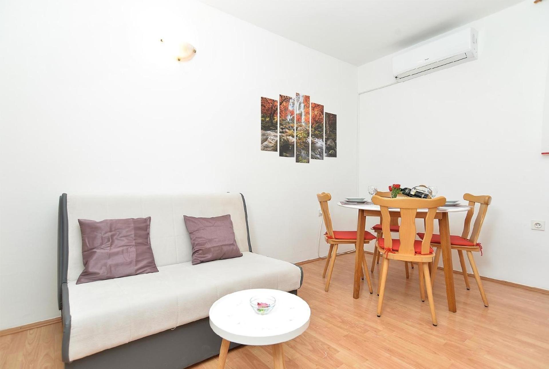 Fuer 4 Personen Ca 35 Qm In Porec, Istrien Istrische Riviera Appartement *